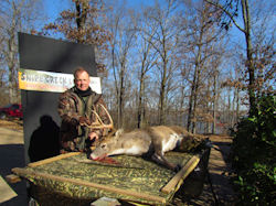 Kentucky deer hunting, western kentucky deer hunting, deer hunting, hunting, archery, Whitetail deer hunting, west ky whitetail hunting, kentucky whitetail outfitters, boone & crocket, food plots, deer food plots, chickory plots, lodging