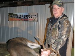 Kentucky deer hunting, western kentucky deer hunting, deer hunting, hunting, archery, Whitetail deer hunting, west ky whitetail hunting, kentucky whitetail outfitters, boone & crocket, food plots, deer food plots, chickory plots, lodging