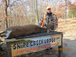 Kentucky deer hunting, western kentucky deer hunting, deer hunting, hunting, archery, Whitetail deer hunting, west ky whitetail hunting, kentucky whitetail outfitters, boone & crocket, food plots, deer food plots, chickory plots, lodging