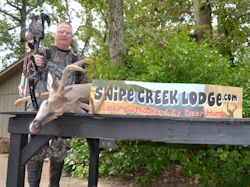 Kentucky deer hunting, western kentucky deer hunting, deer hunting, hunting, archery, Whitetail deer hunting, west ky whitetail hunting, kentucky whitetail outfitters, boone & crocket, food plots, deer food plots, chickory plots, lodging