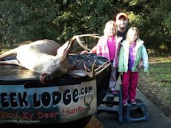 Kentucky deer hunting, western kentucky deer hunting, deer hunting, hunting, archery, Whitetail deer hunting, west ky whitetail hunting, kentucky whitetail outfitters, boone & crocket, food plots, deer food plots, chickory plots, lodging