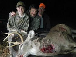 Kentucky deer hunting, western kentucky deer hunting, deer hunting, hunting, archery, Whitetail deer hunting, west ky whitetail hunting, kentucky whitetail outfitters, boone & crocket, food plots, deer food plots, chickory plots, lodging