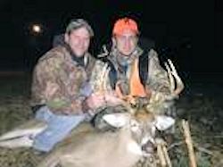 Kentucky deer hunting, western kentucky deer hunting, deer hunting, hunting, archery, Whitetail deer hunting, west ky whitetail hunting, kentucky whitetail outfitters, boone & crocket, food plots, deer food plots, chickory plots, lodging