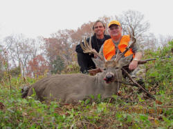 Kentucky deer hunting, western kentucky deer hunting, deer hunting, hunting, archery, Whitetail deer hunting, west ky whitetail hunting, kentucky whitetail outfitters, boone & crocket, food plots, deer food plots, chickory plots, lodging