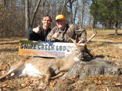 Kentucky deer hunting, western kentucky deer hunting, deer hunting, hunting, archery, Whitetail deer hunting, west ky whitetail hunting, kentucky whitetail outfitters, boone & crocket, food plots, deer food plots, chickory plots, lodging