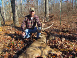 Kentucky deer hunting, western kentucky deer hunting, deer hunting, hunting, archery, Whitetail deer hunting, west ky whitetail hunting, kentucky whitetail outfitters, boone & crocket, food plots, deer food plots, chickory plots, lodging