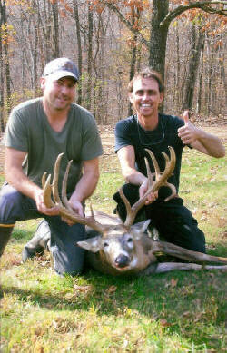 Kentucky deer hunting, western kentucky deer hunting, deer hunting, hunting, archery, Whitetail deer hunting, west ky whitetail hunting, kentucky whitetail outfitters, boone & crocket, food plots, deer food plots, chickory plots, lodging
